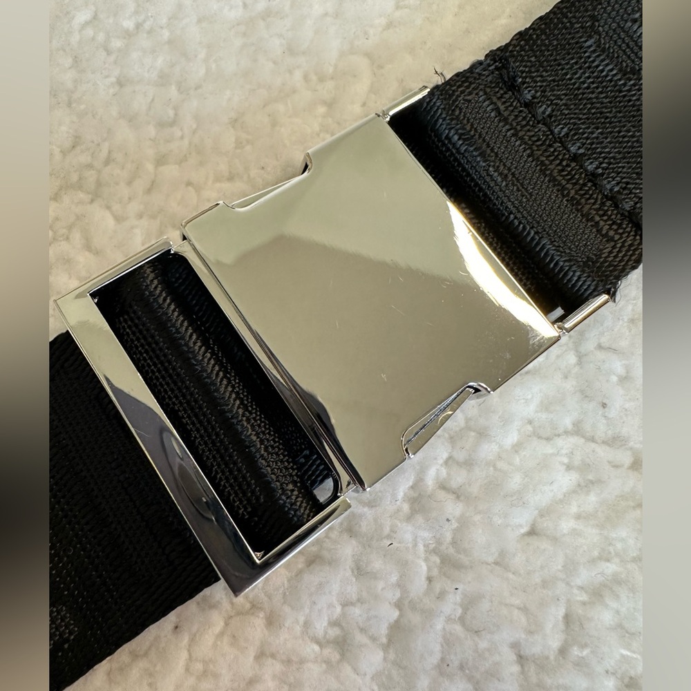 Steve Madden adjustable belt One size